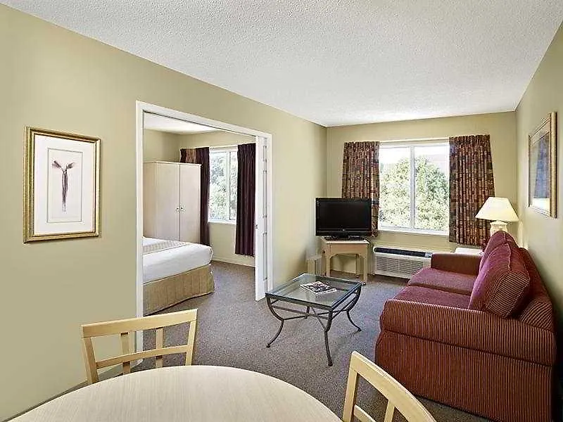 Towneplace Suites By Marriott Mississauga-Airport Corporate Centre 3*, Mississauga Canada