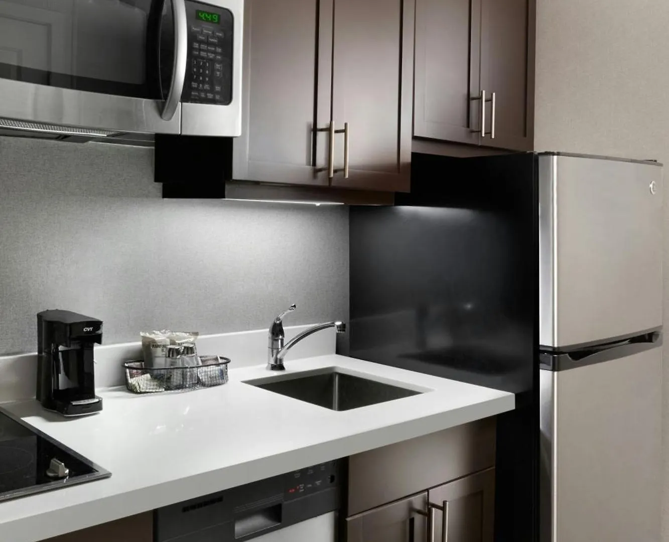 Towneplace Suites By Marriott Mississauga-Airport Corporate Centre Canada