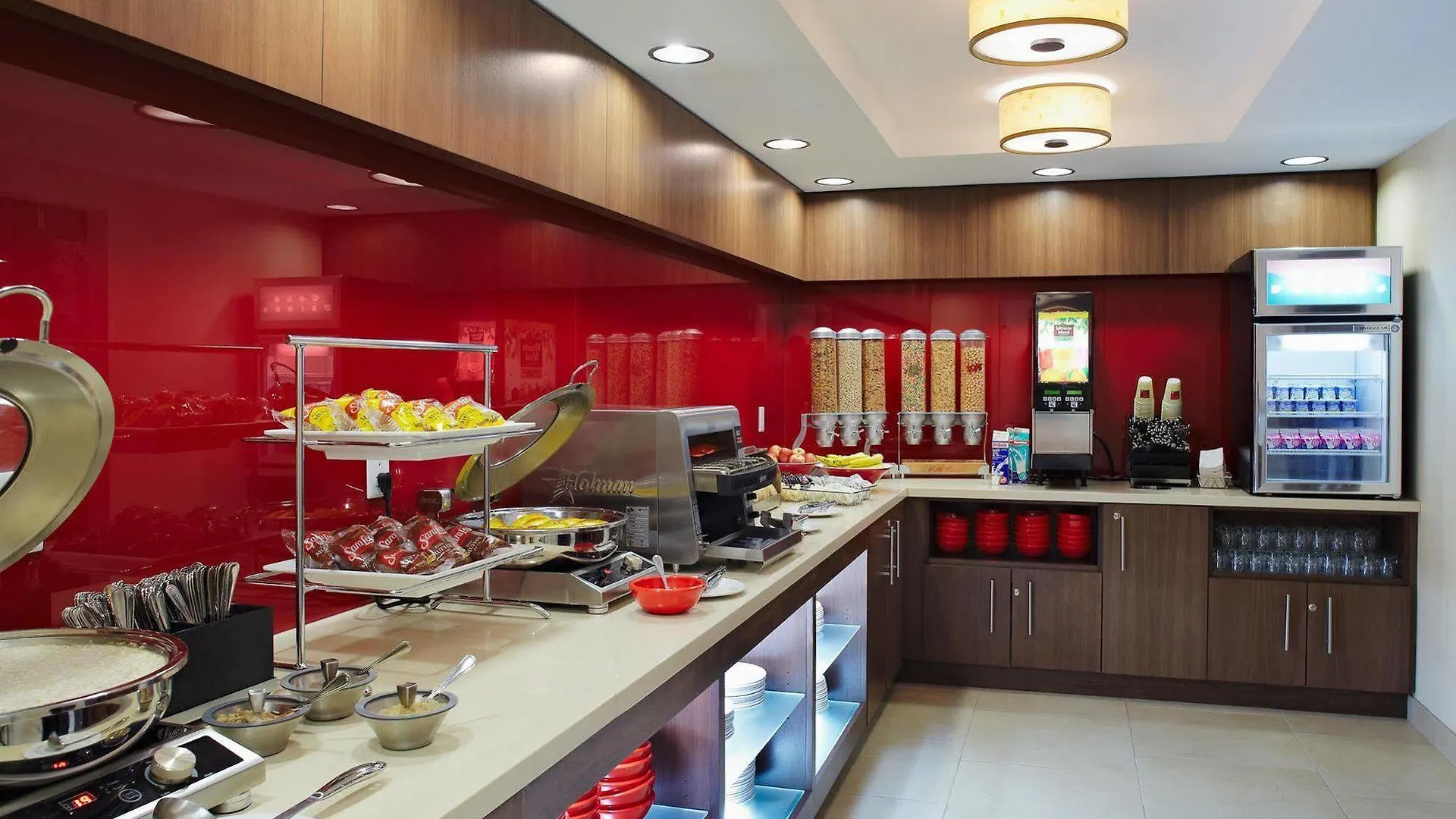 Towneplace Suites By Marriott Mississauga-Airport Corporate Centre Canada
